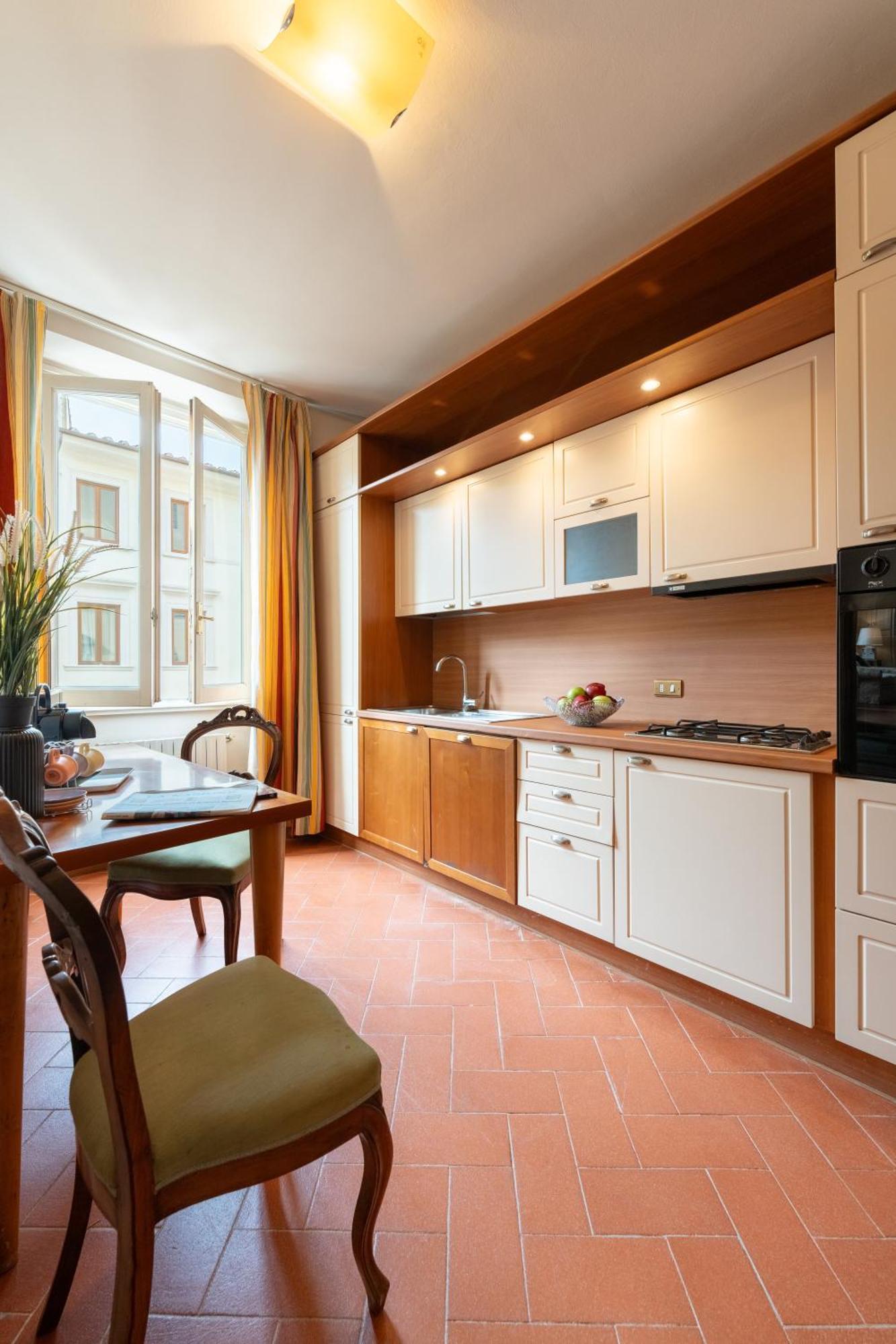 Via Panzani 16, 3rd Floor - Antonella - Elegant & Spacious, 3-bedroom In Historic Center Appartamento Firenze