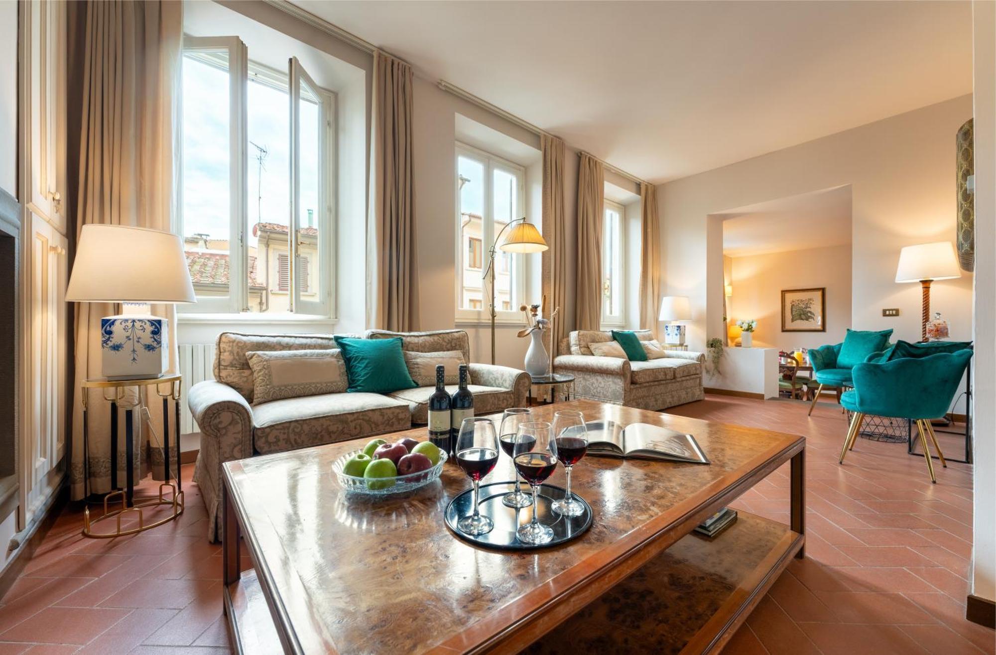 Appartamento Via Panzani 16, 3rd Floor - Antonella - Elegant & Spacious, 3-bedroom In Historic Center Firenze