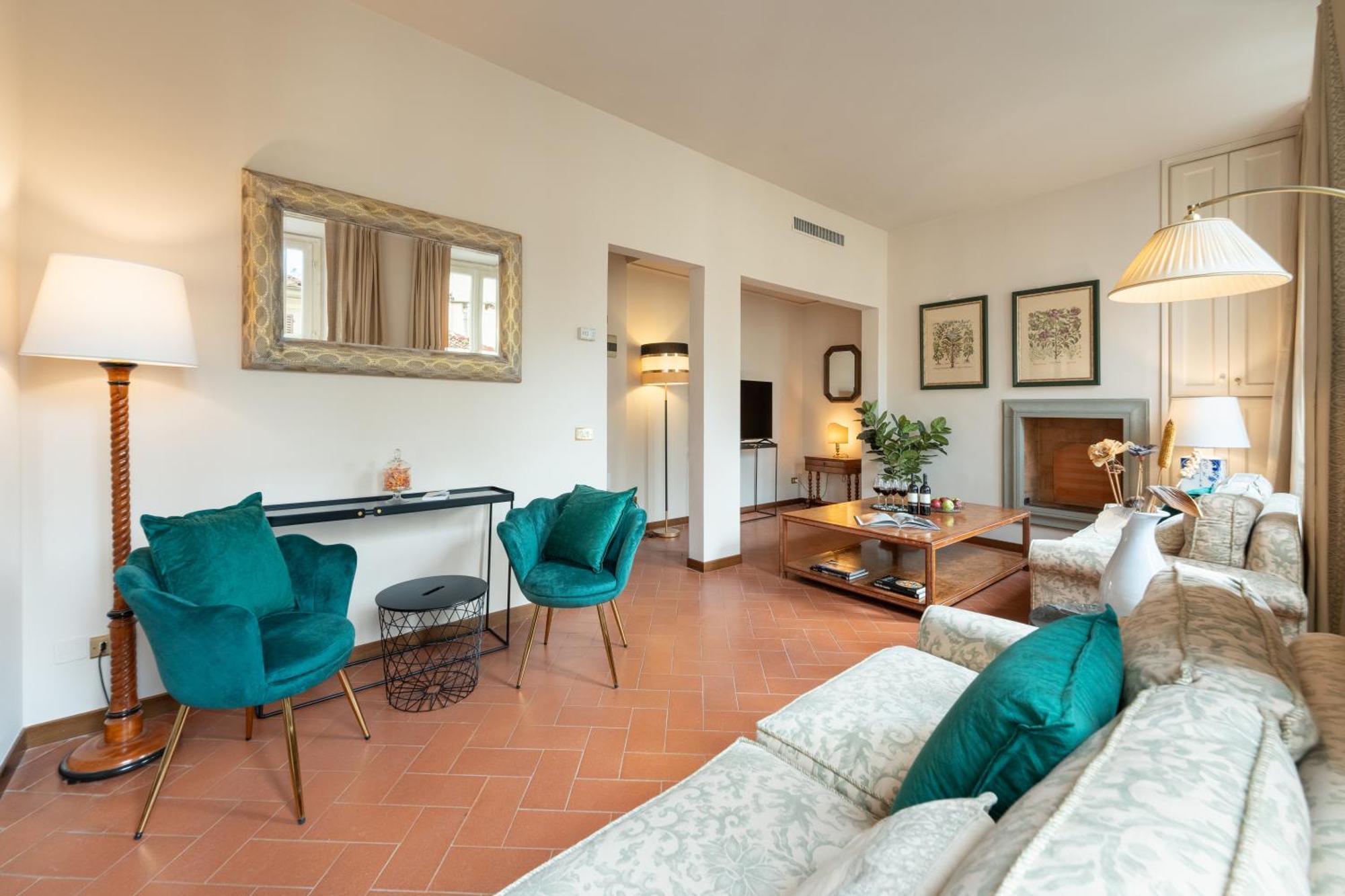 Via Panzani 16, 3rd Floor - Antonella - Elegant & Spacious, 3-bedroom In Historic Center Firenze