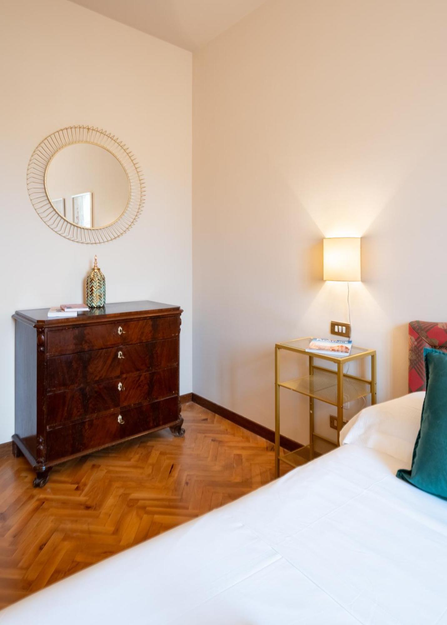 Via Panzani 16, 3rd Floor - Antonella - Elegant & Spacious, 3-bedroom In Historic Center Firenze