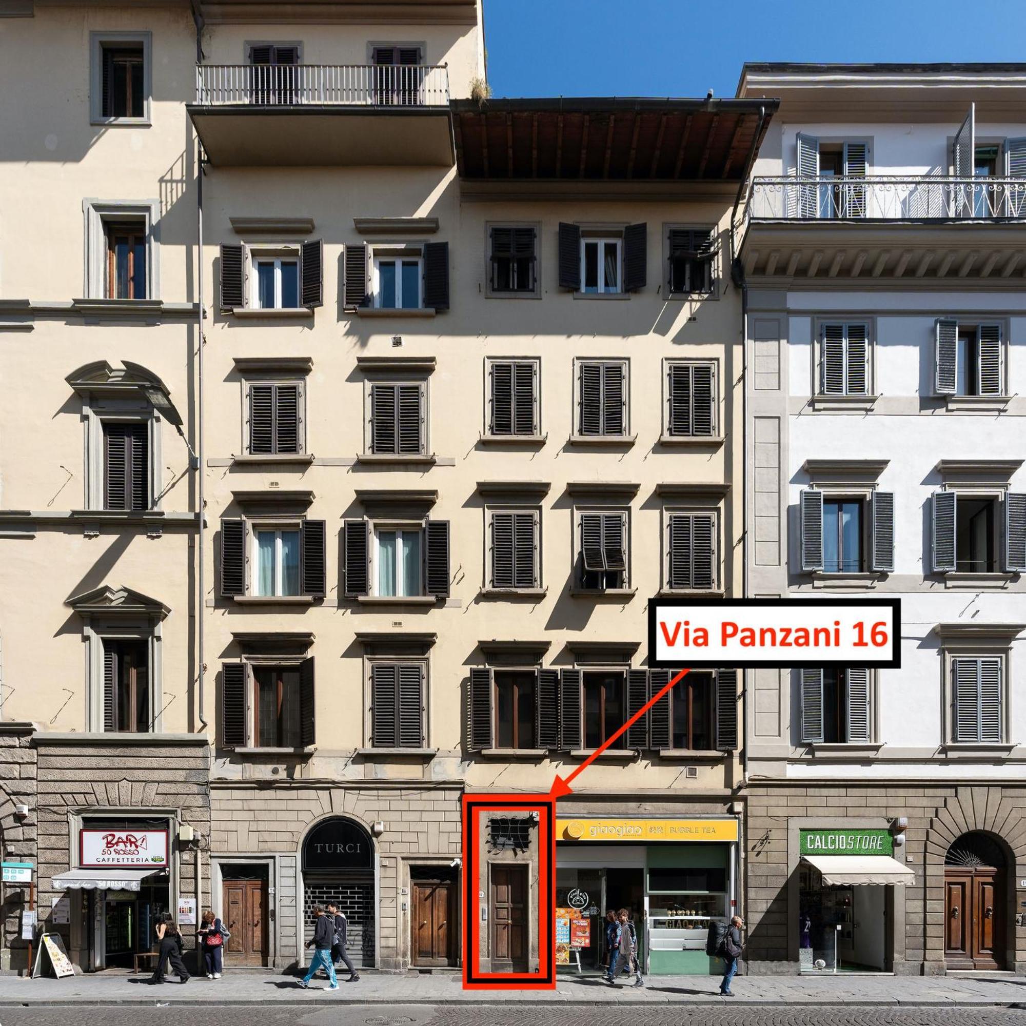 Via Panzani 16, 3rd Floor - Antonella - Elegant & Spacious, 3-bedroom In Historic Center Appartamento *